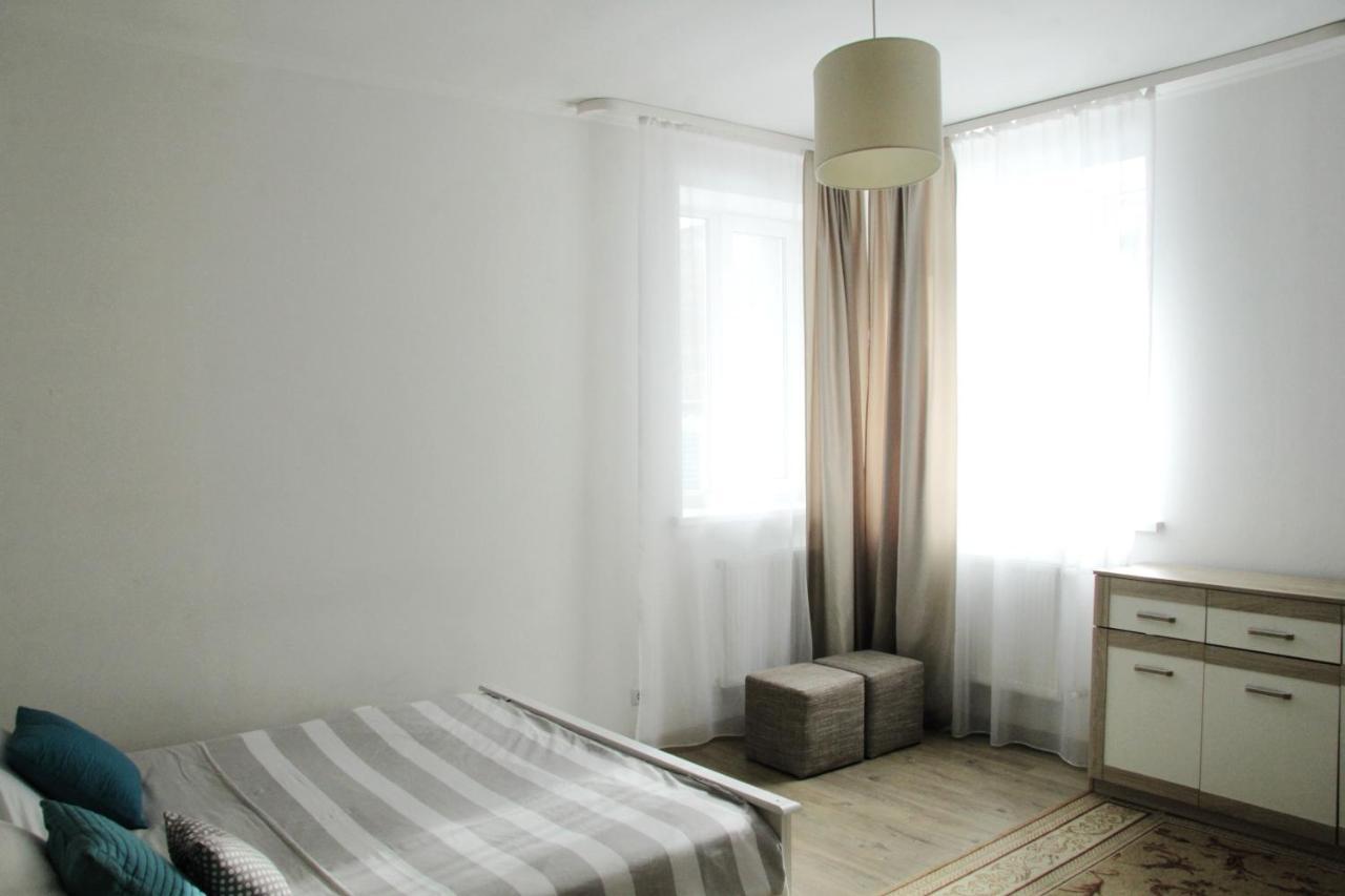 Flat In Cottage Close To The Centre Parking, Wifi, Bbq Lviv Eksteriør bilde