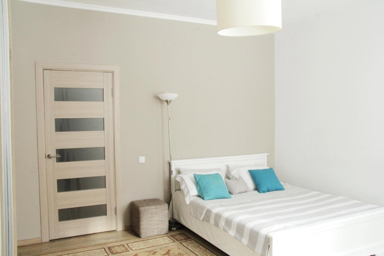 Flat In Cottage Close To The Centre Parking, Wifi, Bbq Lviv Eksteriør bilde