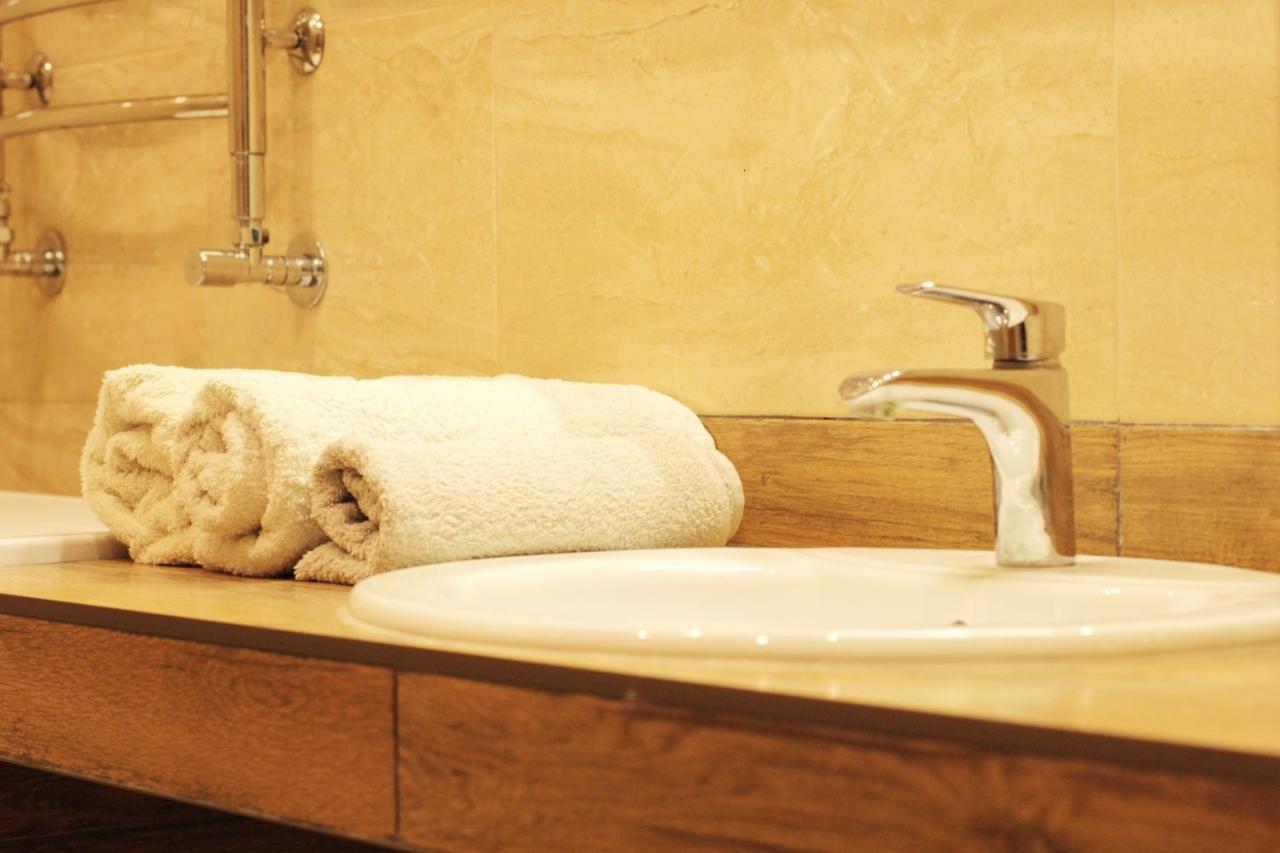 Flat In Cottage Close To The Centre Parking, Wifi, Bbq Lviv Eksteriør bilde